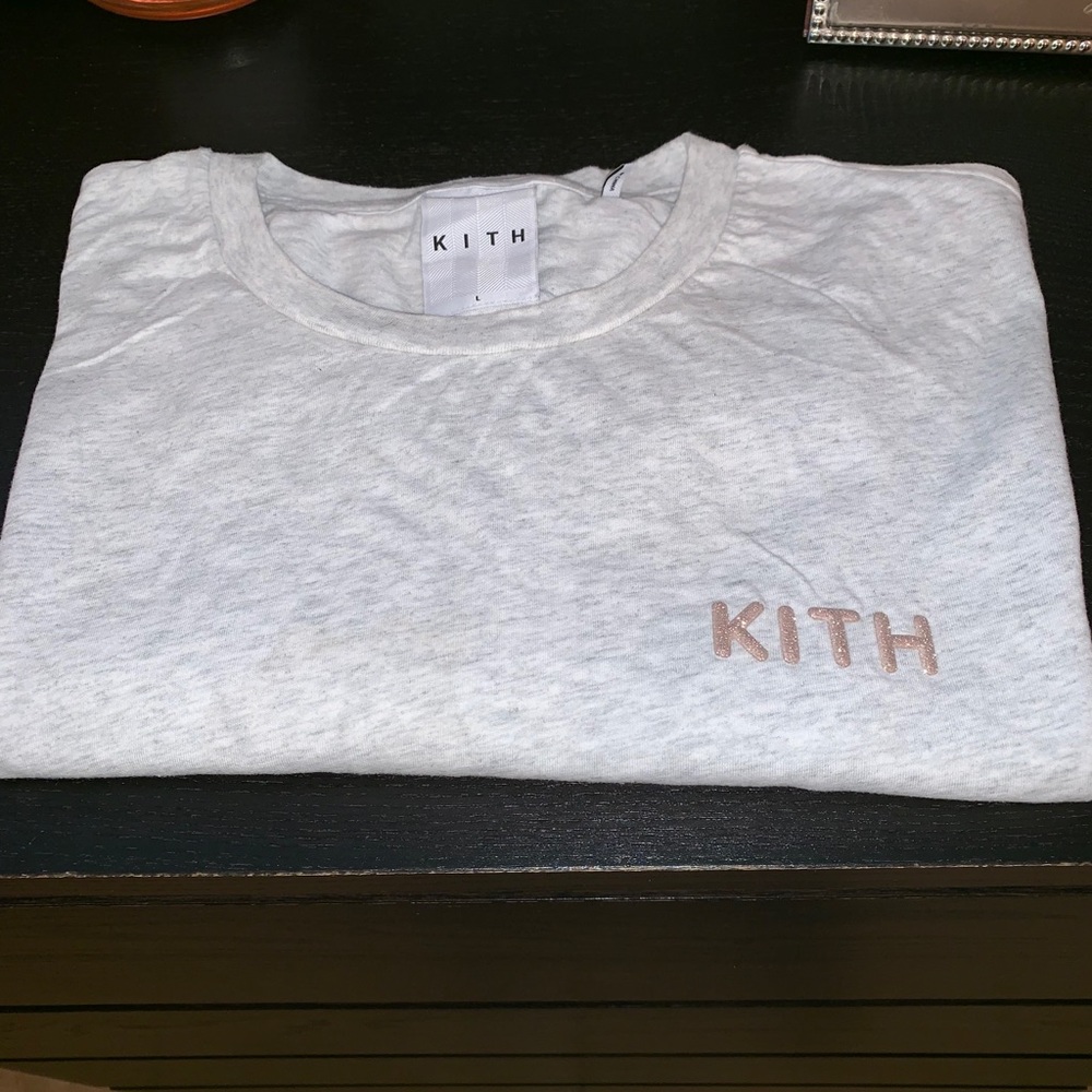 Women’s Kith sweat pant outfit